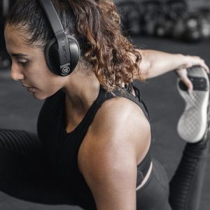 sports headphones.jpg